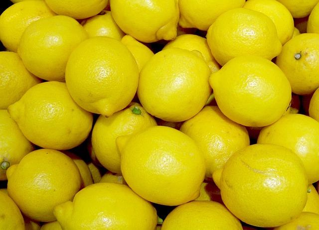 Jak ⁤zajistit bezpečné zesvětlování​ chloupků ⁢citronem?