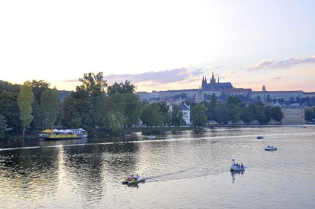 Jaká je cenová dostupnost služby Lash Lifting?